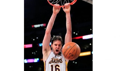 Pemain LA Lakers Pau Gaso