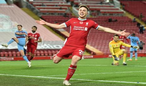 Pemain Liverpool Diogo Jota berhasil melakukan hattrick ke kandang lawan Atalanta