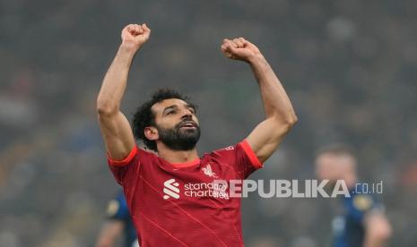 Bintang Liverpool asal Mesir, Mohamed Salah. Barcelona dan PSG berebut menampung Salah jika sang striker tak memperpanjang kontrak di Liverpool.