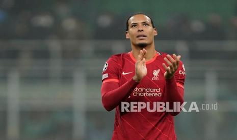 Bek Liverpool, Virgil van Dijk.