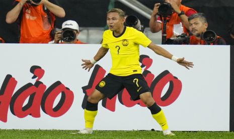 Pemain Malaysia Mohamad Faisal Bin Abdul Halim merayakan golnya ke gawang Thailand pada leg pertama semifinal Piala AFF 2022 di Stadion Bukit Jalil, Selangor, Malaysia, Sabtu (7/1/2023) malam.