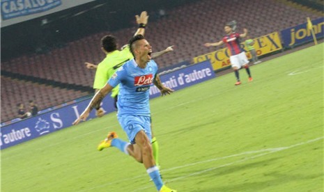 Marek Hamsik (tengah)