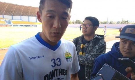 Pemain Persib Bandung, Oh Inkyun di SPOrT Jabar, Bandung, Kamis (28/6)