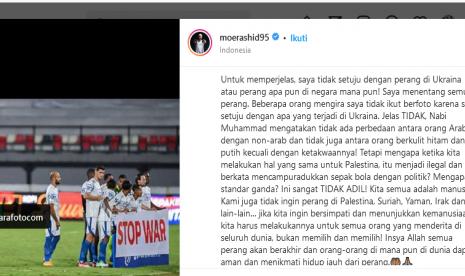 Pemain Persib jelaskan duduk perkara ia tak pegang spanduk Stop War.