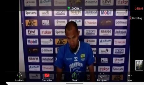 Kapten Persib Bandung, Supardi Nasir dalam tangkapan layar wawancara daring.