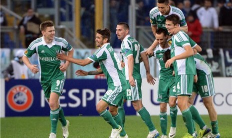 Pemain PFC Ludogorets melakukan selebrasi usai menjebol gawang Lazio dalam laga Liga Europa. 