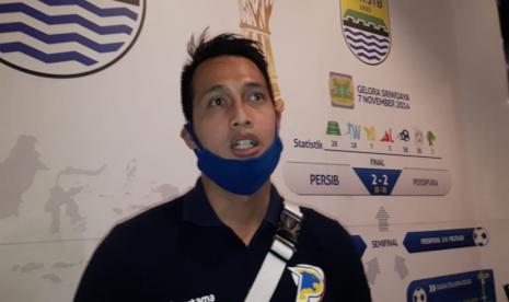 Pemain Prawira Bandung, Diftha Pratama di Graha Persib, Jalan Sulanjana, Kota Bandung, Jumat (10/7)