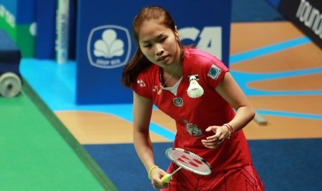 Pemain Thailand, Ratchanok Inthanon yang menjadi juara baru di Indonesia Open 2015