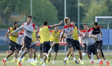 Pemain Timnas Kroasia menggelar sesi latihan di Bad Tatzmannsdorf, Wina, dalam rangka persiapan Piala Dunia 2014 Brasil. 