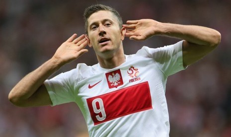  Pemain Timnas Polandia Robert Lewandowski 