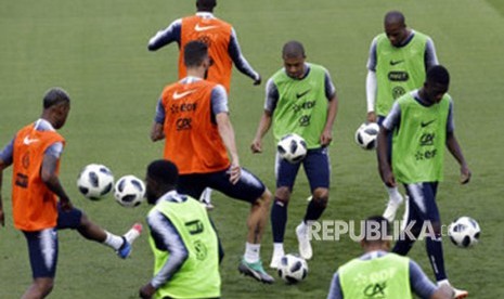 Pemain Timnas Prancis Latihan di Allianz Riviera stadium Nice Perancis.