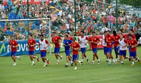 Pemain Timnas Spanyol melakukan latihan di Schruns, Austria, pada 27 Mei 2016. 