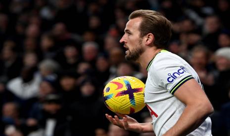 Striker Tottenham Hotspur, Harry Kane. Kane resmi menjadi pencetak gol terbanyak sepanjang masa Tottenham dengan 267 gol.