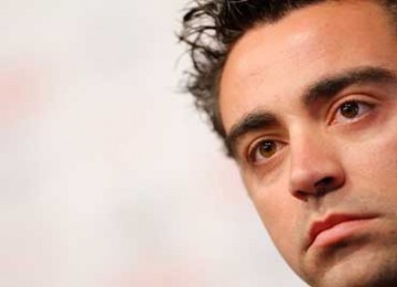 Pemain tengah Barcelona Xavi Hernandez