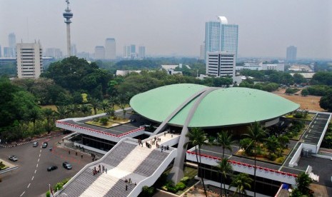 Pemandangan Gedung DPR.