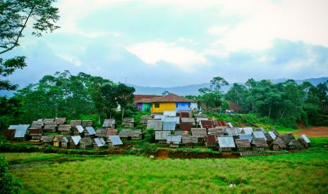 Pemandangan Kasepuhan Citorek yang bisa menjadi destinasi sektor pariwisata diLebak, Banten.