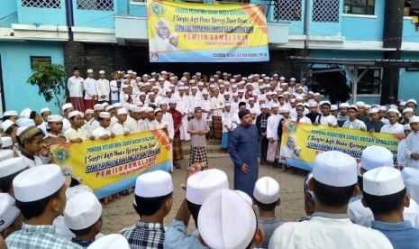 Suasana Pesantren Zainul Hasan Genggong, Pesantren yang didirikan oleh KH Moh Hasan.