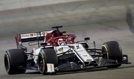 Pembalap Alfa Romeo, Kimi Raikkonen.