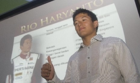 Pembalap GP2 Rio Haryanto.