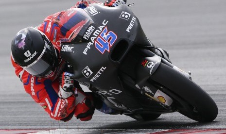 Pembalap Pramac Ducati Scott Redding saat tes pramsuim di Sepang, Malaysia, 32 Januari 2017.