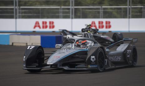 Balap Formula E. Anggota DPRD DKI Jakarta dari Fraksi PDIP Gilbert Simanjuntak menilai Pj Gubernur DKI Jakarta Heru Budi Hartono, yang memperbolehkan kelanjutan pelaksanaan Formula E, sebagai kebijakan yang tidak bijaksana.