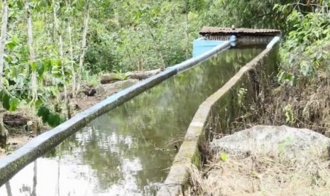 Pembangkit Listrik Tenaga Mikro Hidro (PLTMH) di Kayu Birangan, Bulukukmba, Sulawesi Selatan