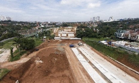 Pembangunan jalan tol terhambat pembebasan lahan (ilustrasi).