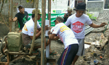 Pembangunan sumur bor dari program Wakaf Sumur milik Aksi Cepat  Tanggap (ACT) DIY di Dusun Karangmojo, Desa Grogol, Kecamatan Paliyan,  Kabupaten Gunungkidul, DIY.