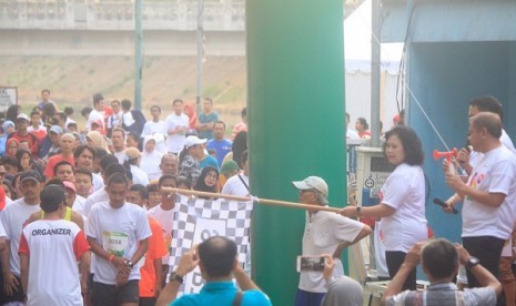 Pembukaan BKT 5K Festival di area pintu air Banjir Kanal Timur, Ahad (10/9).