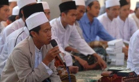 Pembukaan Gema Khotmil Quran di kompleks Pondok Pesantren Tebu Ireng, Jombang, Jawa Timur.