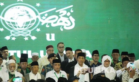 Ilustrasi Munas NU. Pembukaan Musyawarah Nasional Alim Ulama dan Konferensi Besar Nahdlatul Ulama (NU) yang dihadiri para ulama NU, Presiden RI Joko Widodo dan Ketua Umum Pengurus Besar Nahdlatul Ulama (PBNU) KH Said Aqil Siradj, di Pompes Miftahul Huda Al-Azhar Citangkolo, Kota Banjar, Jawa Barat, Rabu (27/2).