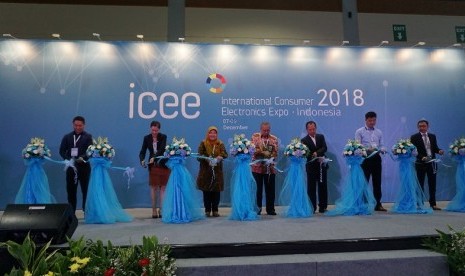 Pembukaan pameran ICEE