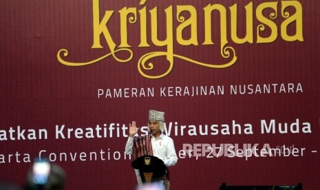 Pembukaan Pameran Kriyanusa. Presiden Joko Widodo memberikan sambutan pada Pembukaan Pameran Kriyanusa di Balai Sidang Jakarta, Rabu (27/9).