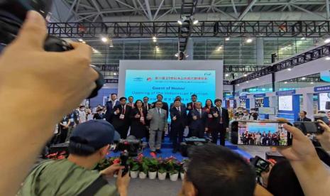 Pembukaan paviliun Indonesiadalam pameran the Sixth 21st Century Maritime Silk Road Exposition & the 25th Cross Strait Fair for Economy and Trade (CFET) sebagai Guest of Honor  di Kota Fuzhou, China, Kamis (18/5/2023)