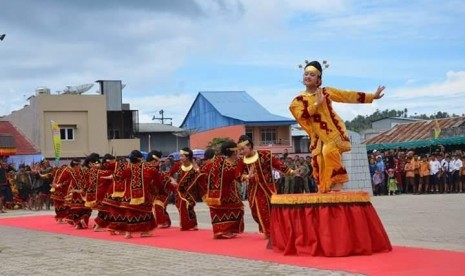 Pembukaan Pesta Ya’Ahowu.