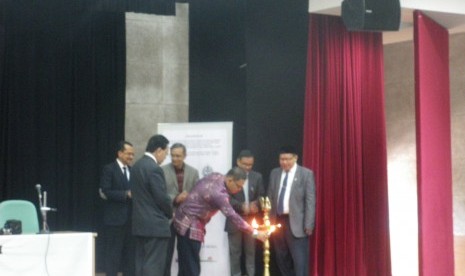 Pembukaan Simposium Internasional PPI Dunia di New Delhi, India.