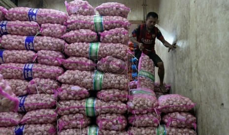 Pemerintah berencana membuka keran impor bawang dan cabai jelang Ramadhan