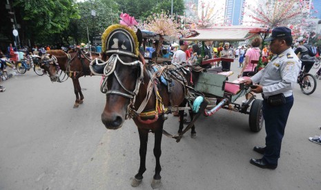 Pemerintah Kabupaten Garut, Jawa Barat, menerakan larangan beroperasi selama musim arus mudik dan milir Hari Raya Lebaran 2017. (Ilustrasi)