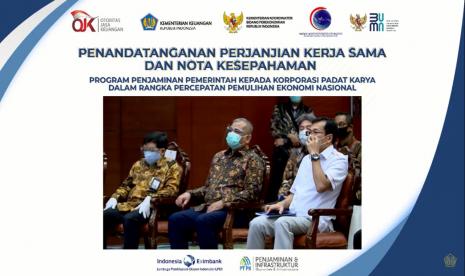 Pemerintah meluncurkan program penjaminan korporasi dalam rangka Pemulihan Ekonomi Nasional (PEN) di Gedung Kementerian Keuangan, Jakarta, Rabu (29/7). Turut hadir dalam acara adalah Menteri Keuangan Sri Mulyani, Menteri Koordinator Bidang Perekonomian Airlangga Hartarto dan Ketua Dewan Komisioner Otoritas Jasa Keuangan Wimboh Santoso. 