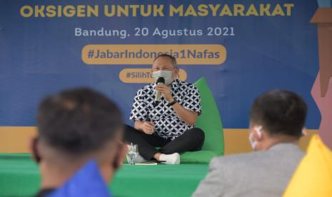 Pemerintah Provinsi Jawa Barat (Jabar) menargetkan jumlah balita stunting pada 2024 nanti tersisa 14 persen. Meskipun, menurut Sekretaris Daerah Jabar Setiawan Wangsaatmaja, pandemi Covid-19 ini dikhawatirkan memengaruhi capaian, Pemprov Jabar tetap berupaya melakukan percepatan penurunan stunting.