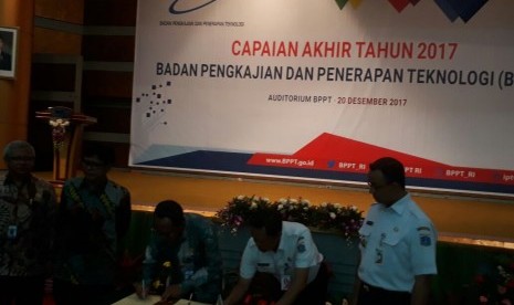 Pemerintah Provinsi (Pemprov) DKI Jakarta menandatangani nota kesepahaman dengan Badan Pengkajian dan Penerapan Teknologi (BPPT) terkait pengelolaan sampah.