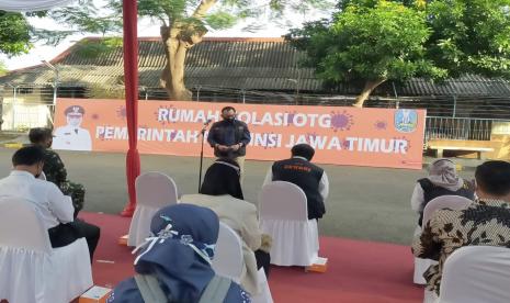 Surabaya Tambah Dua Gedung Isolasi di Asrama Haji. Pemerintah Provinsi (Pemprov) Jawa Timur (Jatim) meresmikan Rumah Isolasi OTG (Orang Tanpa Gejala) di area Asrama Haji Sukolilo Surabaya, Jumat (25/6). 