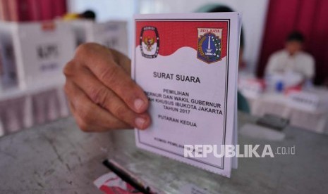 Second round of Jakarta gubernatorial election is held on Wednesday. A total of 7.2 million eligible voters in Jakarta are expected to cast their votes. 