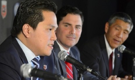 Pemilik DC United (ki-ka), Erick Thohir, Jason Levein dan Will Chang 