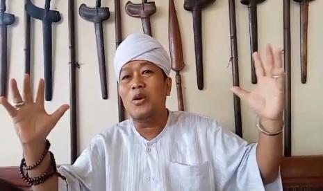 Pemilik Padepokan Agung Amparan Jati, Raden Gilap Sugiono, yang melakukan ritual sumpah pocong terhadap Saka Tatal meninggal dunia