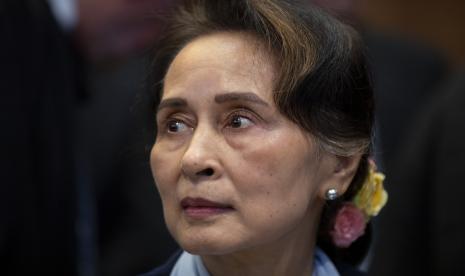 Aung San Suu Kyi.