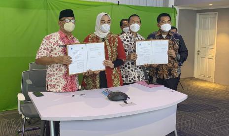 Pemkab Karawang-Kemenkominfo MoU Smart City