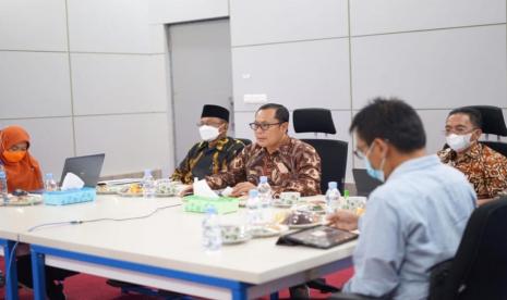 Pemkot Sukabumi, melalui Badan Perencanaan Pembangunan Daerah (Bappeda) mulai merancang rencana pembangunan di 2023. Di mana proses tersebut melalui musyawarah perencanaan pembangunan (Musrenbang) yang saat ini tengah digencarkan di tingkat Kelurahan.