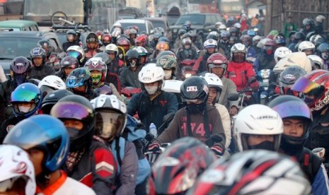 Pemudik sepeda motor