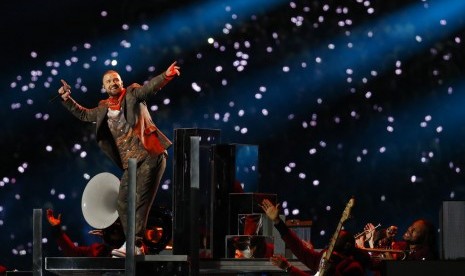 Penampilan Justin Timberlake di ajang Super Bowl 2018, Senin (5/2).